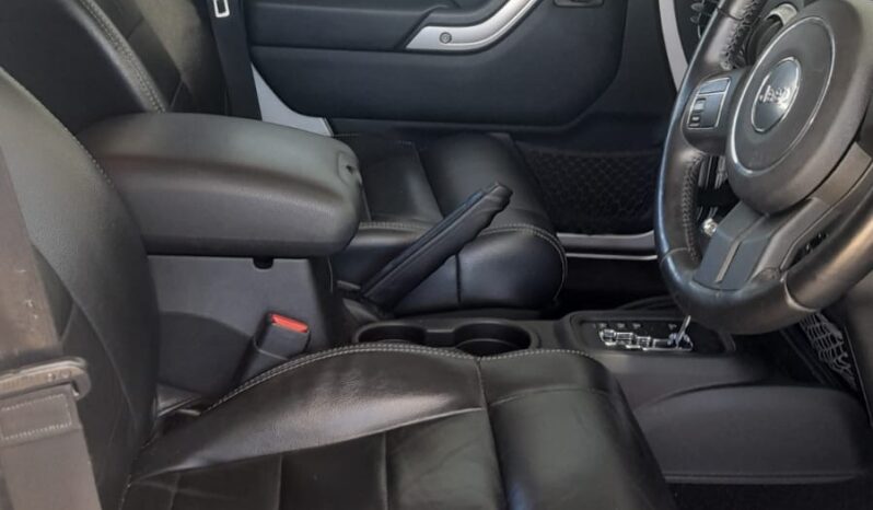 2012 JEEP WRANGLER 3.6 V6 SAHARA UNLIMITED full