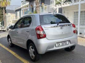 2015 TOYOTA ETIOS 1.5 XS SPRINT 5DR