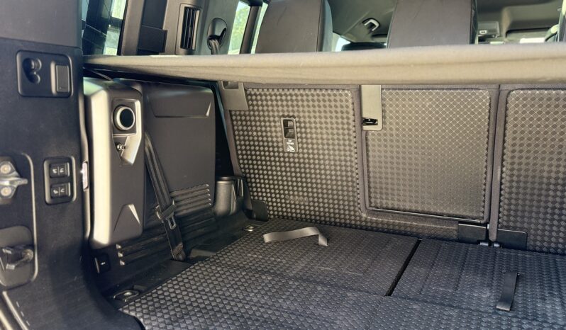 2021 Land Rover Defender 110 D300 X full