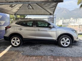 NISSAN QASHQAI 1.2 AUTO