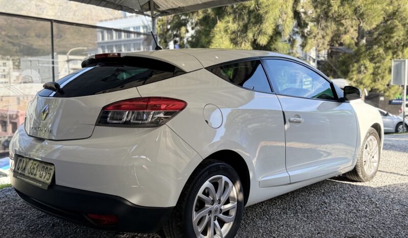Renault Megane 1.6 Coupe full