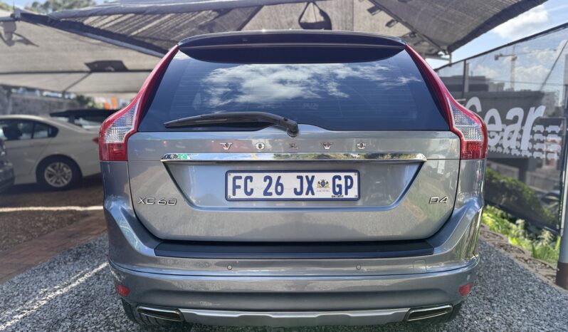 Volvo XC60 D4 full