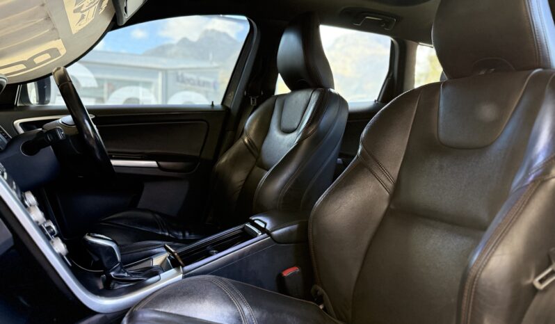 Volvo XC60 D4 full