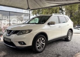 Nissan X-trail 2.5 CVT 4X4