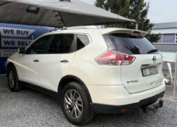 Nissan X-trail 2.5 CVT 4X4