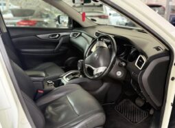 Nissan X-trail 2.5 CVT 4X4
